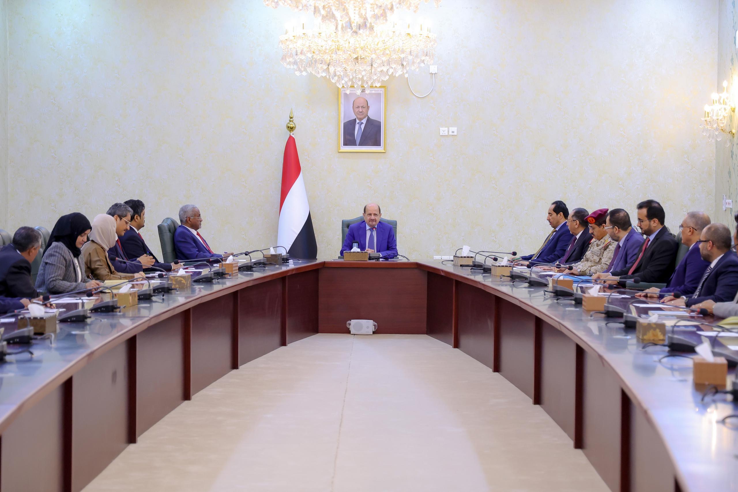 السعودية تخصص 346 مليون دولار لدعم رواتب موظفي الحكومة اليمنية