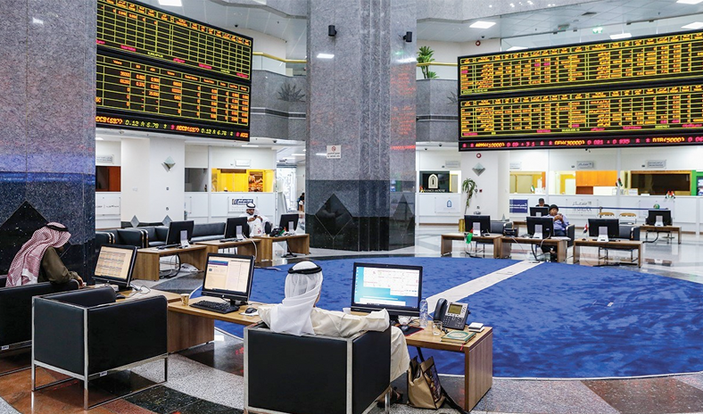 مخاوف استهداف قطاع الطاقة في الخليج تهبط ببورصتي دبي وأبوظبي