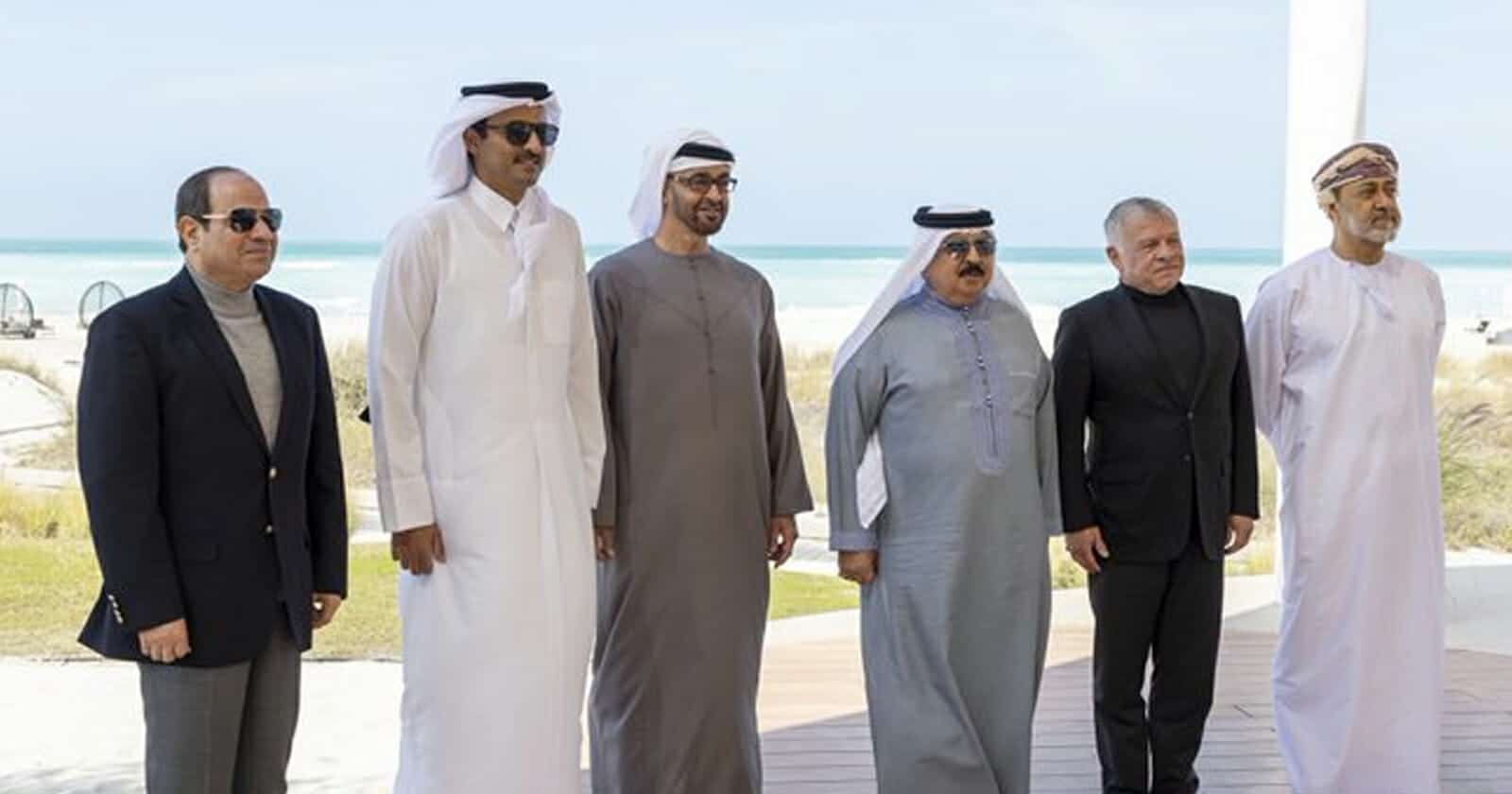 هل يمكن لأبوظبي أن تمضي بمفردها وتنسلخ من محيطها الخليجي والعربي؟