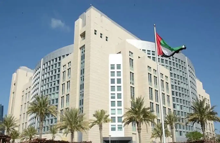 الإمارات تدين تصريحات إيران "العدائية" وترفض تهديداتها