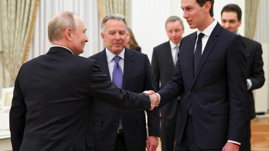 أبوظبي تستضيف محادثات ثلاثية حول أوكرانيا