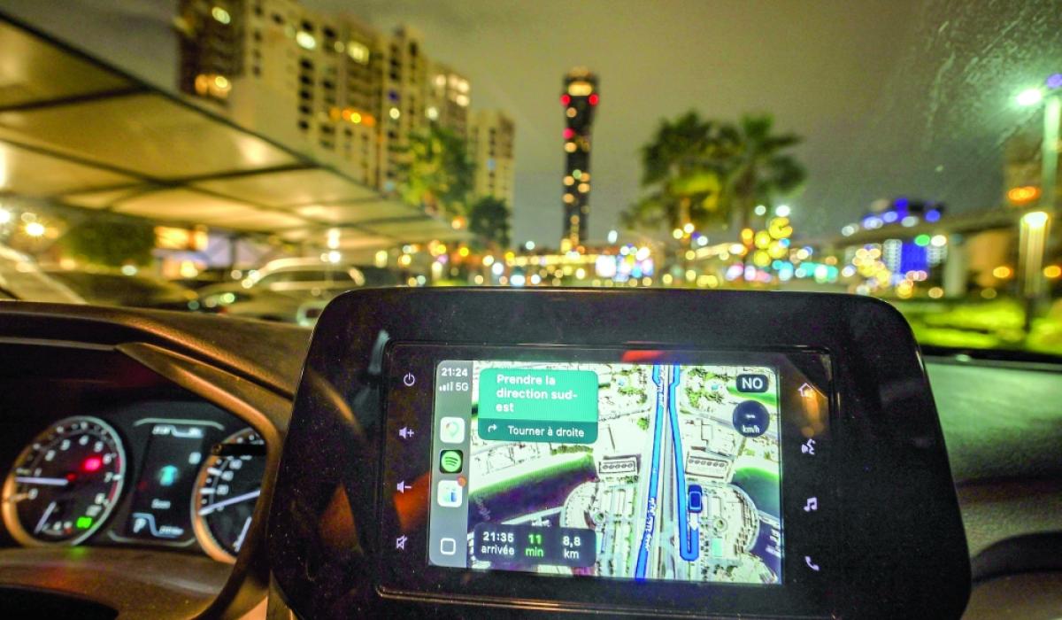 الحرب تعبث بأنظمة الملاحة (GPS) في الإمارات