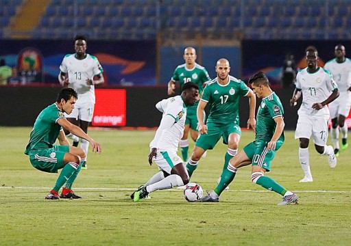 الجزائر تقهر السنغال وتطير إلى ثمن نهائي أمم أفريقيا