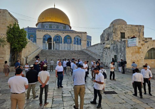 عشرات المستوطنين يقتحمون المسجد الأقصى تحت حماية شرطة الاحتلال