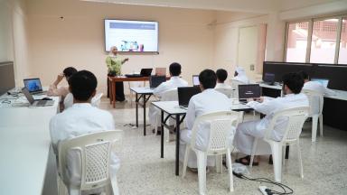 الشارقة للتعليم الخاص تحدد آلية عمل الكادر الإداري في المدارس الخاصة خلال إجازة الربيع الآن