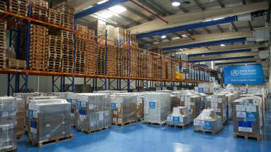 دبي الإنسانية: نقل أكثر من 22 طناً من الإمدادات الطبية إلى غزة