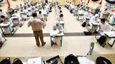 تقليص زمن الحصص وفترتي الاستراحة في المدارس المطبقة للمنهج الحكومي خلال رمضان