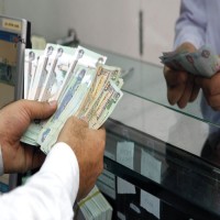 الموارد البشرية تتعهد بـ «سرّية» التعامل مع شكاوى تأخر الرواتب والأجور