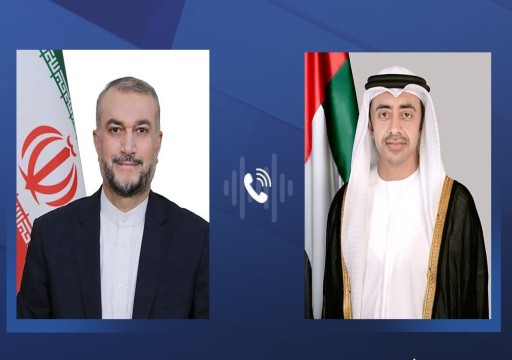 عبدالله بن زايد يبحث مع نظيره الإيراني تطورات الهدنة في غزة