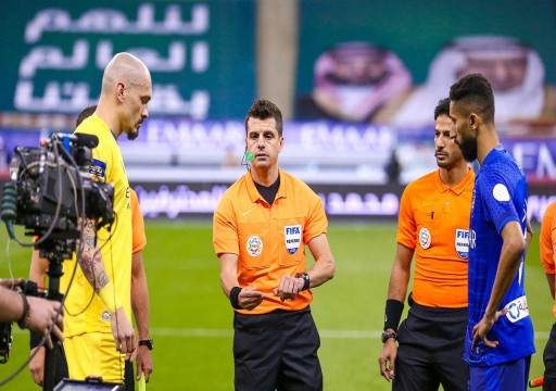 الدوري السعودي للمحترفين يستعين بحكام قطريين