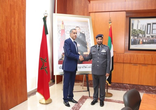 قائد شرطة أبوظبي يبحث مع مدير الأمن المغربي التعاون الأمني والتنسيق الشرطي