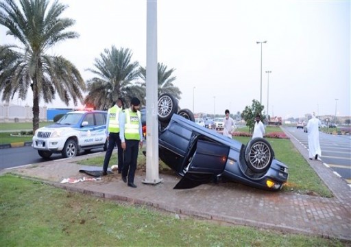 وفاة شاب مواطن وإصابة زميله بإصابات بليغة في حادث سير بالشارقة