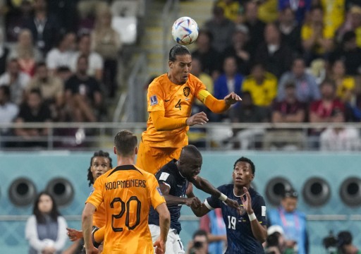 تعادل هولندا والإكوادور يُنهي أحلام منتخب قطر في كأس العالم