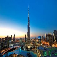 مسؤول: دبي بعيدة عن تأثيرات أزمة النفط 