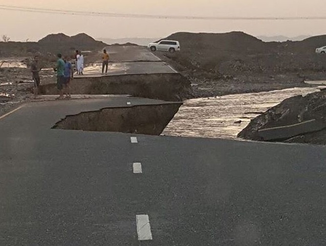 «الدفاع المدني» يحذر من تقلبات الطقس وانجرافات الوديان