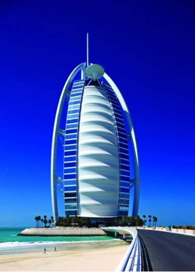 ميل أون صنداي: "برج العرب" أحد المباني المهمة في القرن العشرين