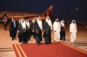 وزير الخارجية القطري يصل الكويت