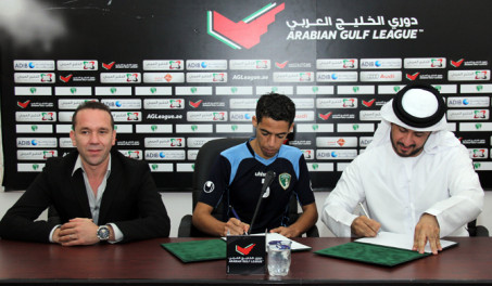 نادي الإمارات يتعاقد مع المغربي يوسف القديوي