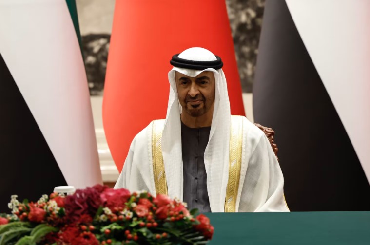 رئيس الدولة يهنئ المحتفلين بالسنة القمرية: "أتمنى لهم السعادة"