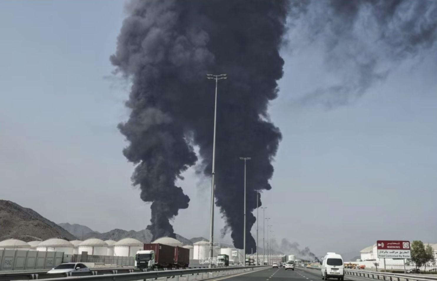 بلومبرج: تعليق عمليات النفط في ميناء الفجيرة