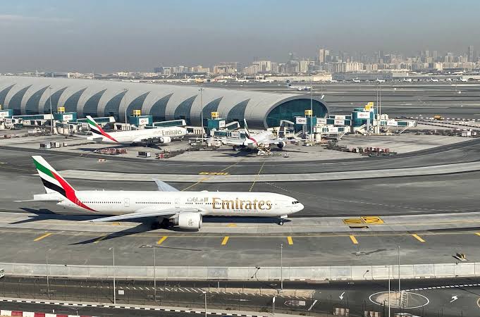 الإمارات تستأنف سفر مواطنيها إلى لبنان.. والحكومة اللبنانية ترحب بالقرار