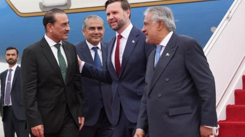 توقعات بعودة أمريكا وإيران إلى طاولة المفاوضات نهاية الأسبوع