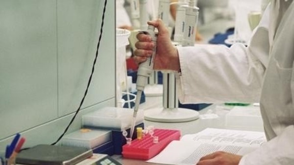 جراحة ذكية لاستئصال السرطان بدقة من المرضى