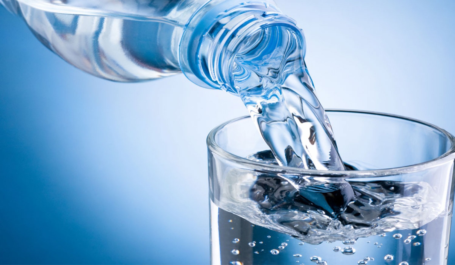 احترس.. قِلة شرب الماء تسبب هذه الأمراض